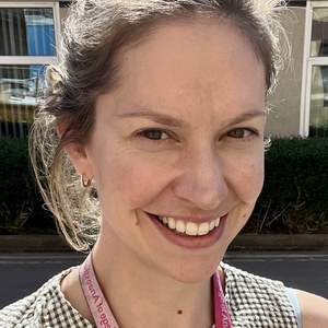 Dr Lucy Whitton